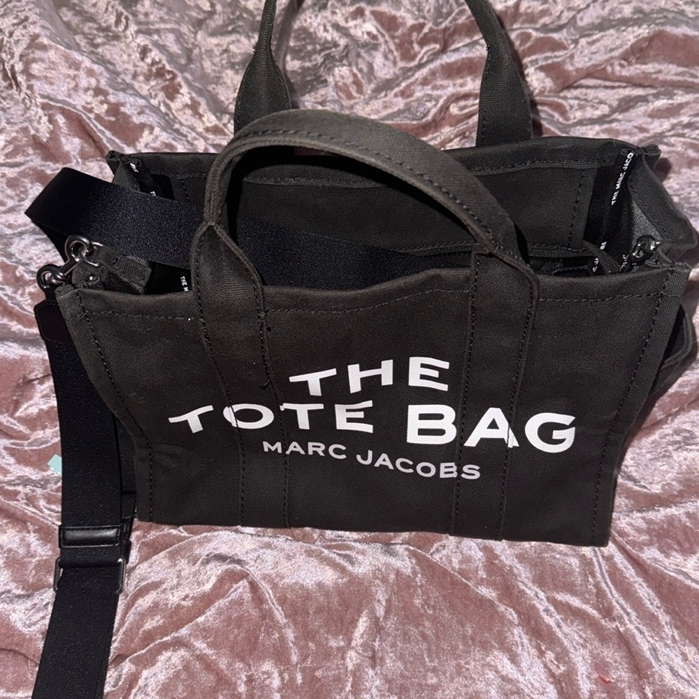 marc jacobs tote bag
